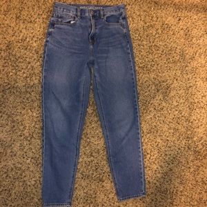 American Eagle mom jeans